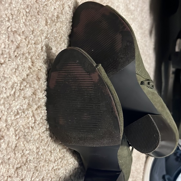 Just Fab Ankle Booties - Picture 3 of 8